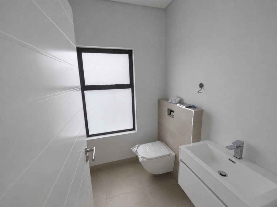 4 Bedroom Property for Sale in Sandown Western Cape